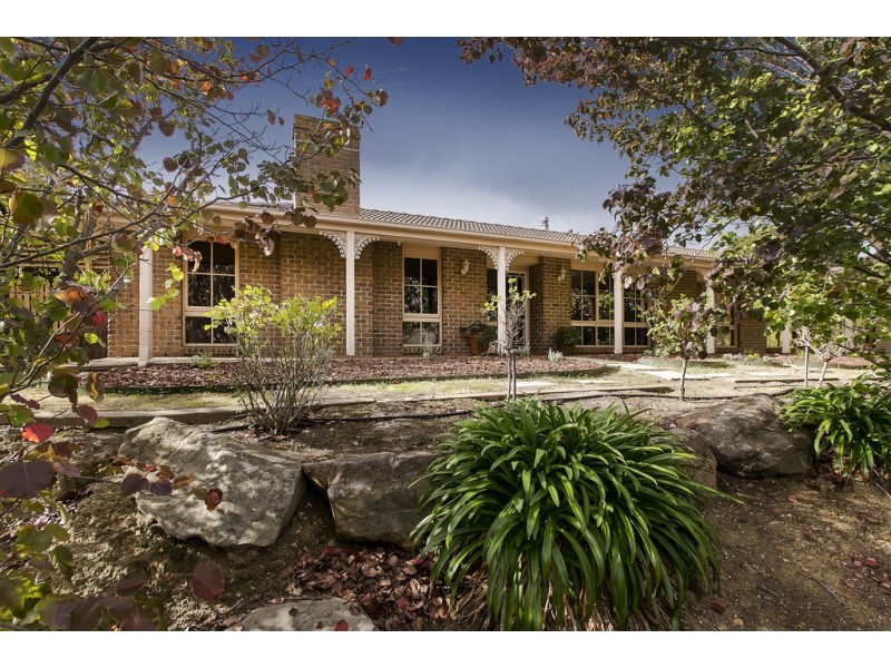 39 Woodlea Drive, Aberfoyle Park SA 5159