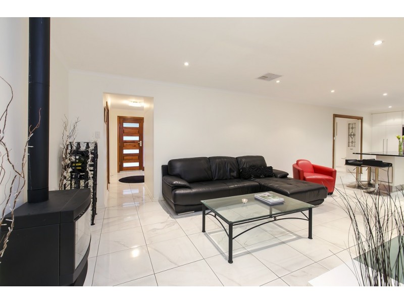 4 Advance Court, North Haven SA 5018