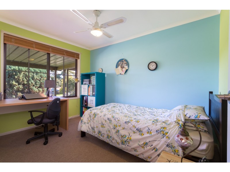 23 Haven Road, Aberfoyle Park SA 5159