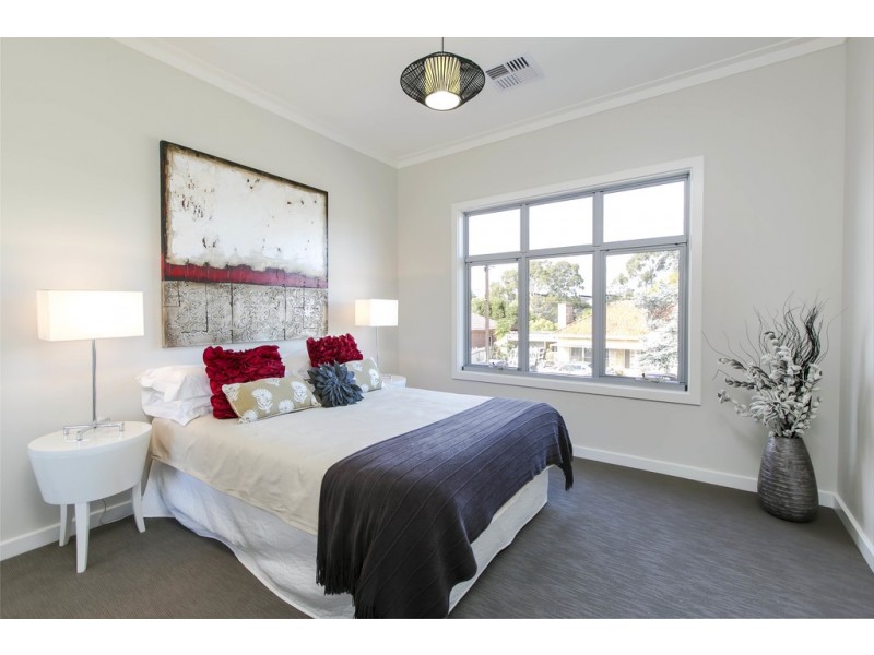 8 Curtis Street, Woodville South SA 5011