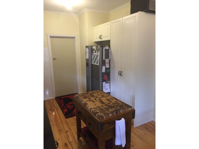 1 Kenton Ave, Oaklands Park SA 5046