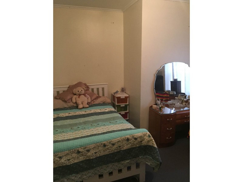 1 Kenton Ave, Oaklands Park SA 5046