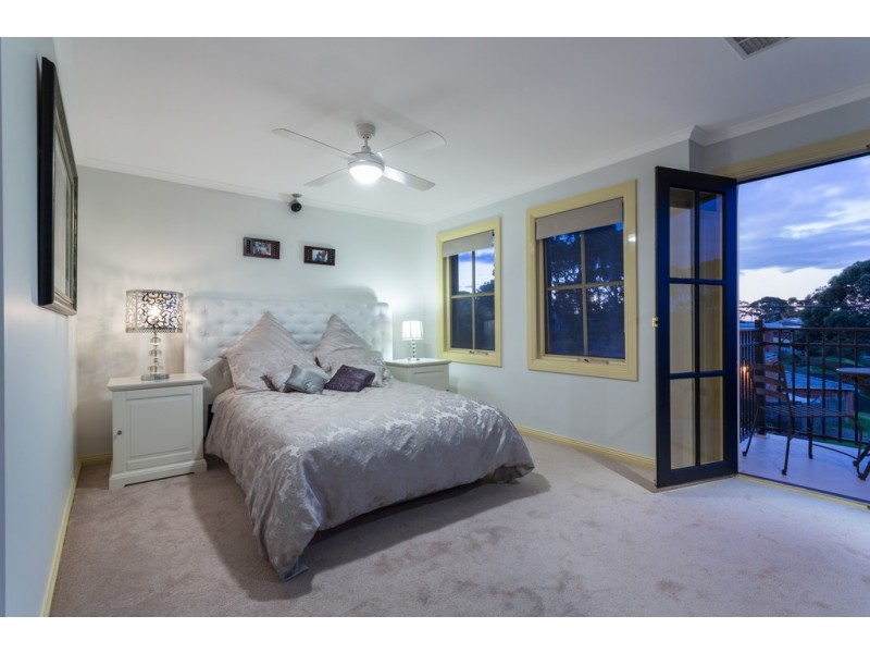 2 Lovely Valley Road, Flagstaff Hill SA 5159