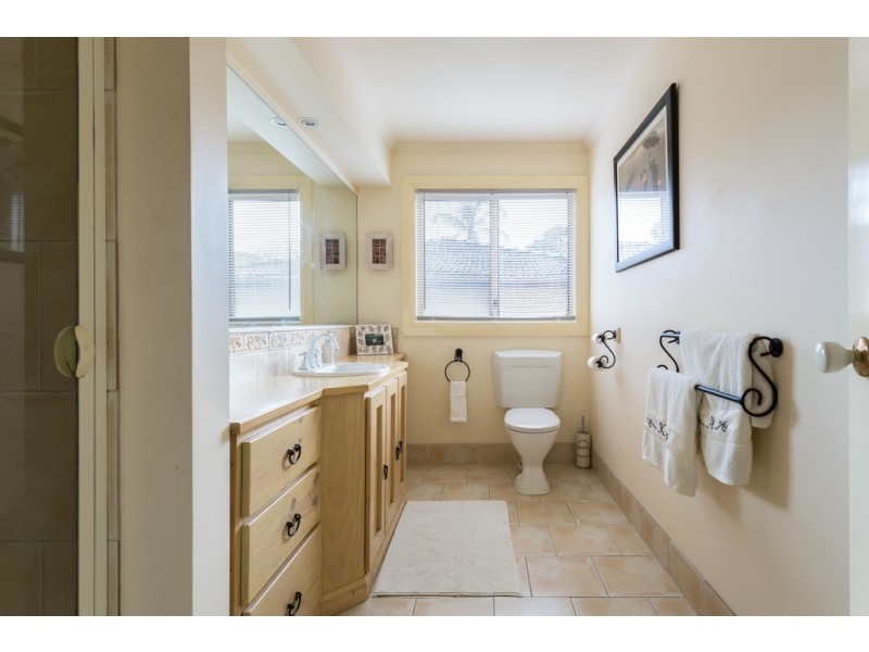 2 Lovely Valley Road, Flagstaff Hill SA 5159