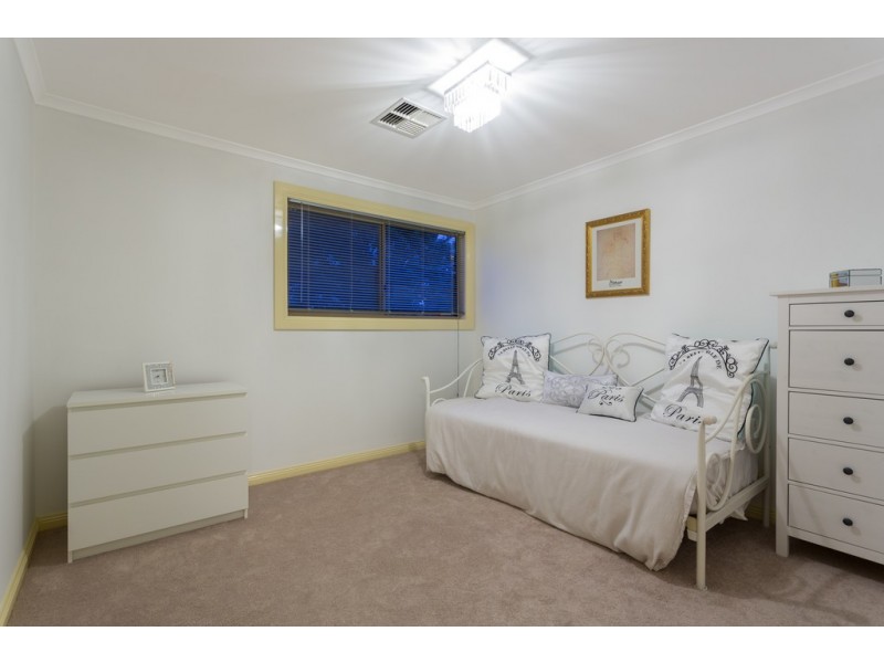 2 Lovely Valley Road, Flagstaff Hill SA 5159