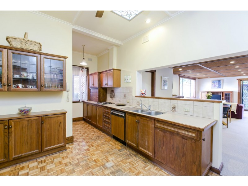 19 Arthur Street, Clarence Gardens SA 5039