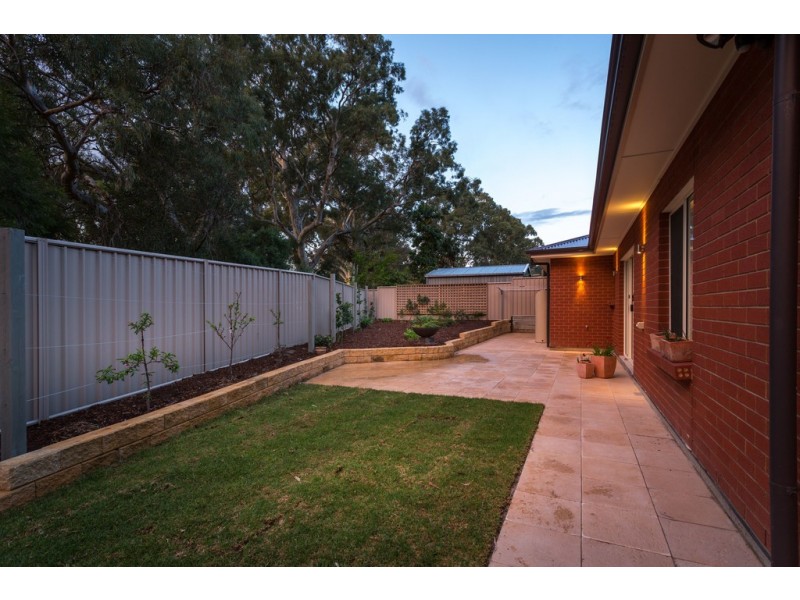 22 Boronia Drive, Hope Valley SA 5090
