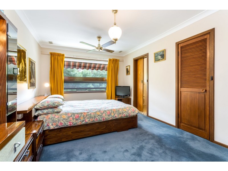3 Willunga Close, Eden Hills SA 5050