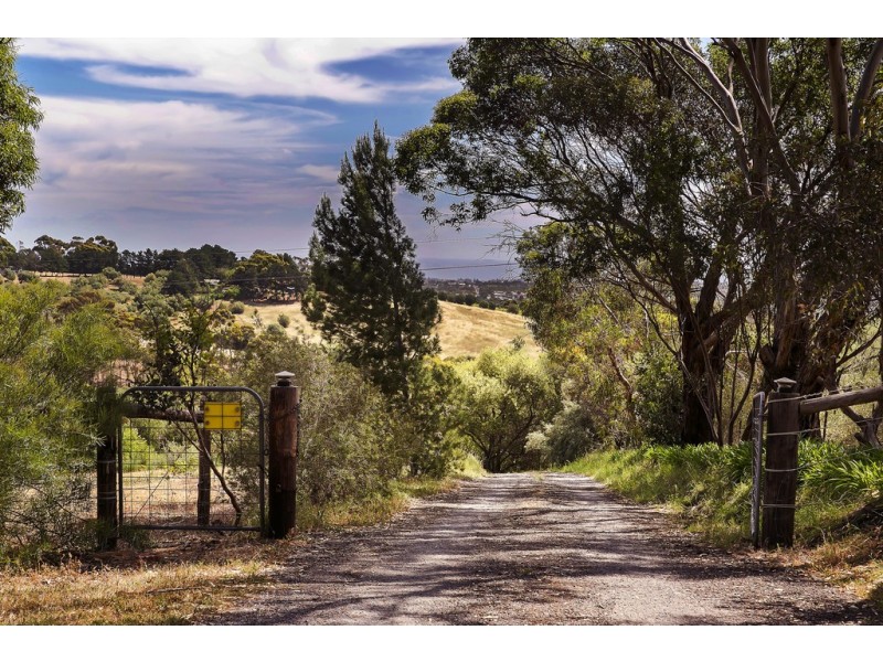 10 Kimbley Road, Onkaparinga Hills SA 5163