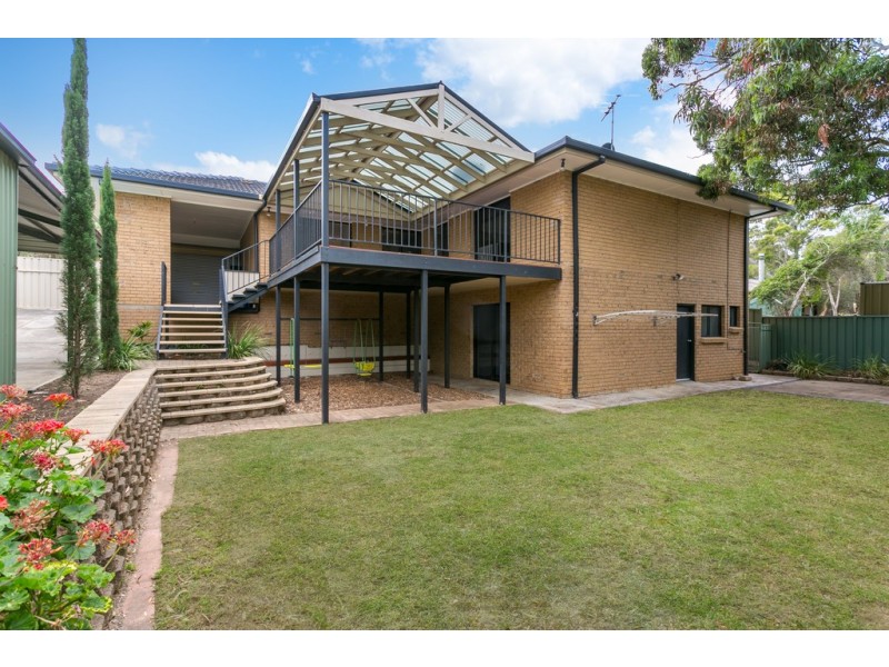 10 Sheoak Crescent, Aberfoyle Park SA 5159