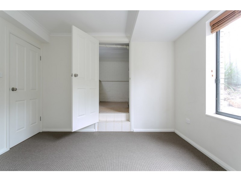 10 Sheoak Crescent, Aberfoyle Park SA 5159