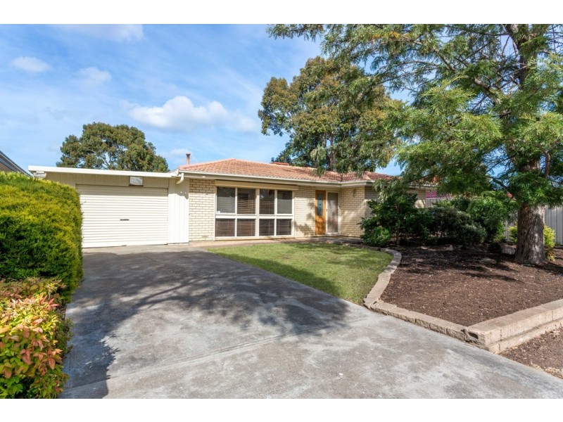 10 Heather Road, Happy Valley SA 5159