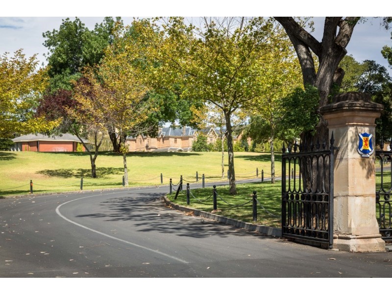 2/6 Blythewood Road, Torrens Park SA 5062