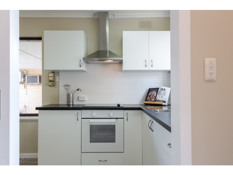 2/132 Railway Terrace, Ascot Park SA 5043