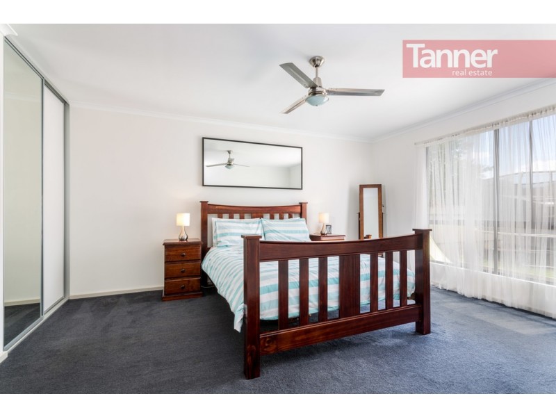 15 McCartney Street, Morphett Vale SA 5162