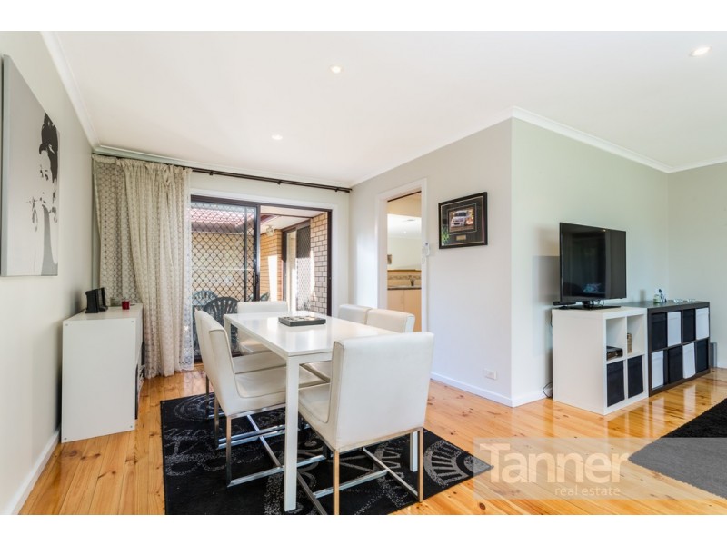 21 Hamilton Crescent, Aberfoyle Park SA 5159