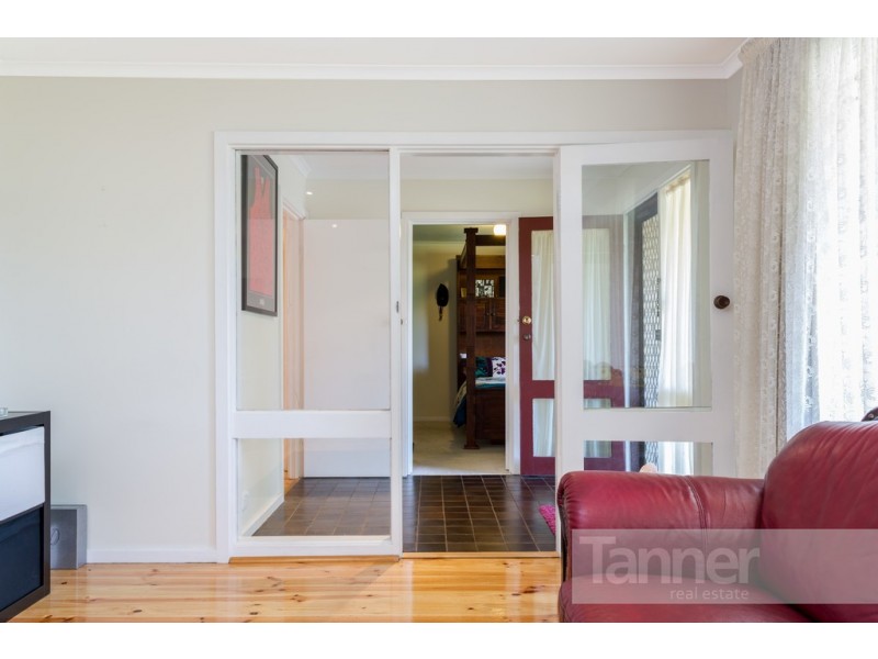 21 Hamilton Crescent, Aberfoyle Park SA 5159