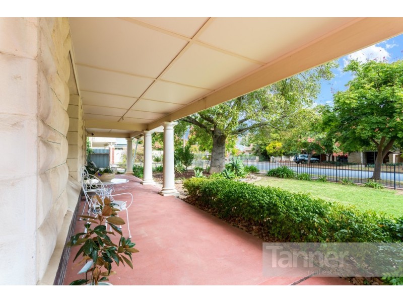 62 Mitcham Avenue, Lower Mitcham SA 5062