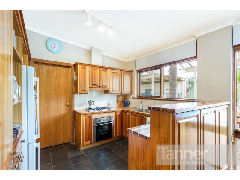 62 Mitcham Avenue, Lower Mitcham SA 5062