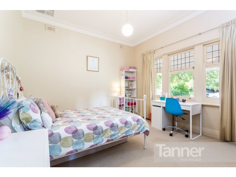 62 Mitcham Avenue, Lower Mitcham SA 5062