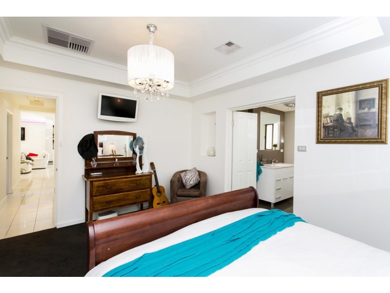 52 Trinity Road, Morphett Vale SA 5162