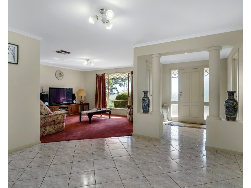 5 Para Street, Eden Hills SA 5050