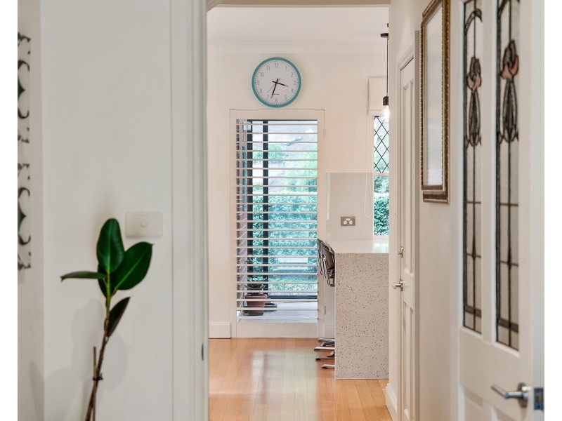 20 John Fisher Dr, Torrens Park SA 5062