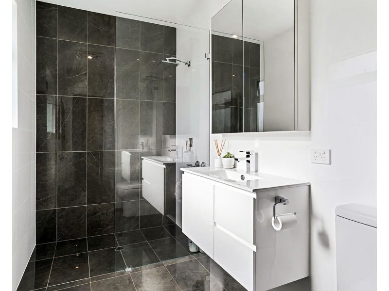 20 John Fisher Dr, Torrens Park SA 5062