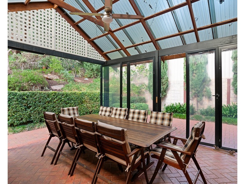 20 John Fisher Dr, Torrens Park SA 5062