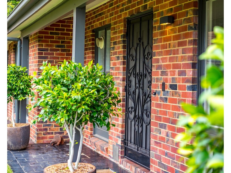 33 Rosella Ave, Glenalta SA 5052