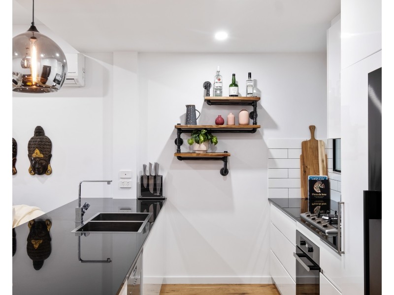 205/15 West Street, Hindmarsh SA 5007