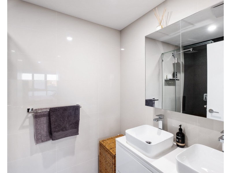 205/15 West Street, Hindmarsh SA 5007