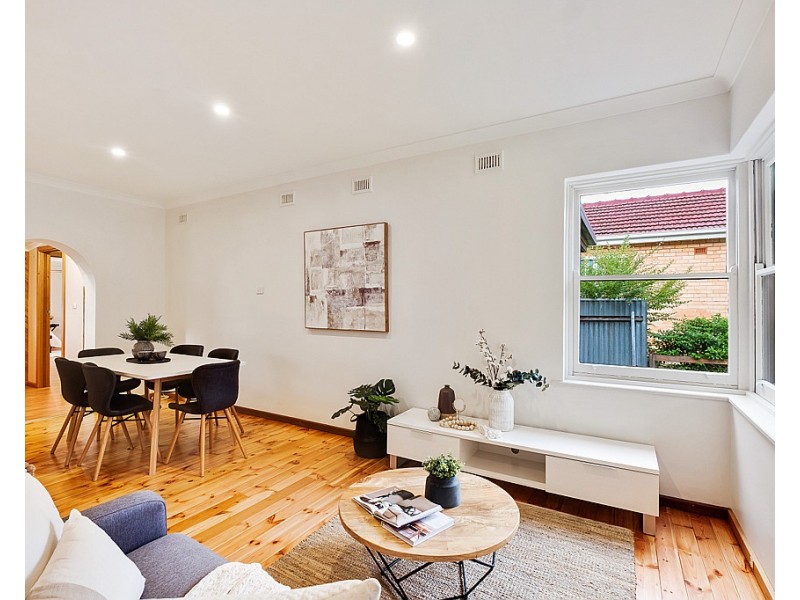 9 Neville Avenue, Clarence Gardens SA 5039