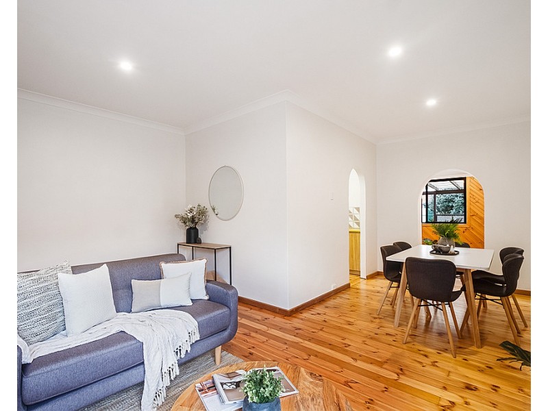 9 Neville Avenue, Clarence Gardens SA 5039