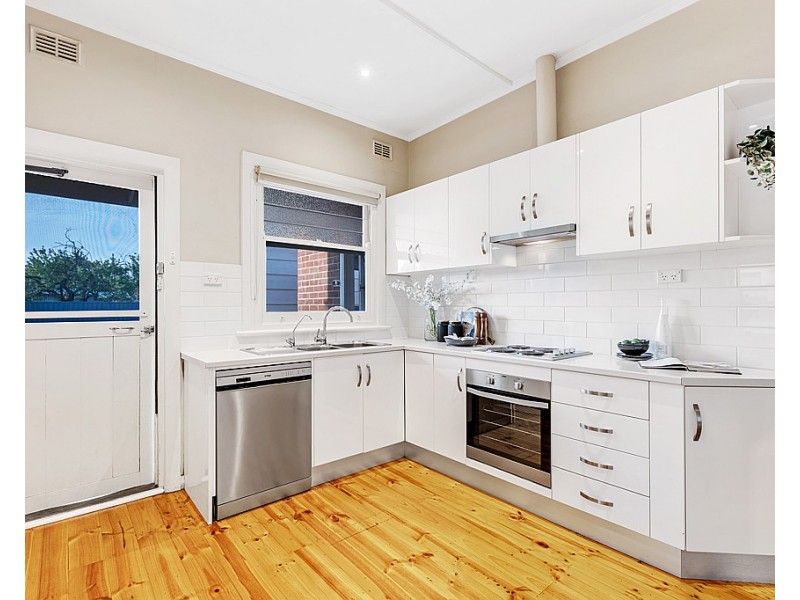 106 Avenue Road, Clarence Gardens SA 5039