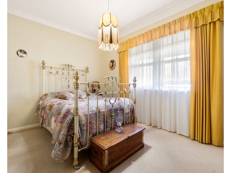 12 Lochness Avenue, Torrens Park SA 5062