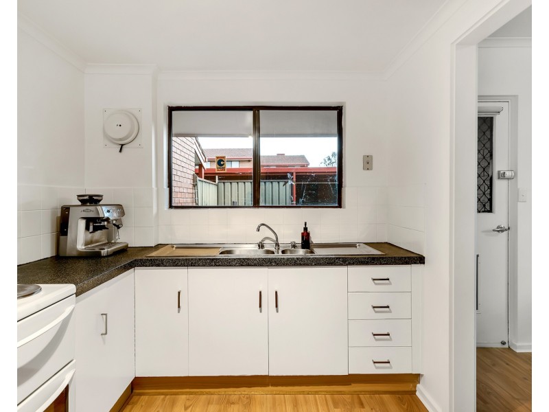 1/8 Joy Street, Ascot Park SA 5043