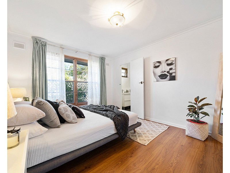 40 Gloucester Avenue, Belair SA 5052