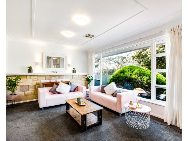 305 Shepherds Hill Road, Eden Hills SA 5050