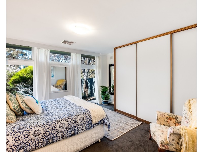 305 Shepherds Hill Road, Eden Hills SA 5050