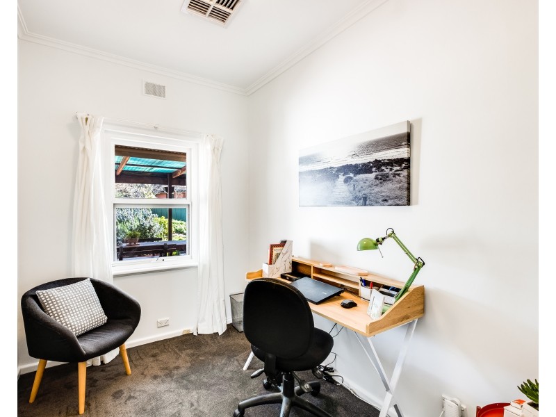 305 Shepherds Hill Road, Eden Hills SA 5050