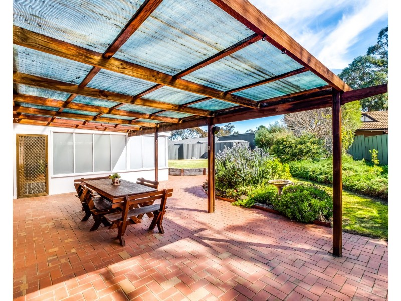 305 Shepherds Hill Road, Eden Hills SA 5050