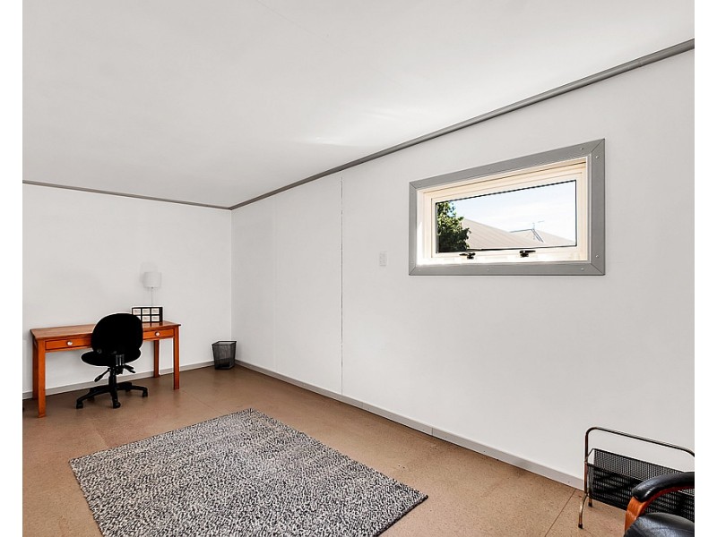 305 Shepherds Hill Road, Eden Hills SA 5050