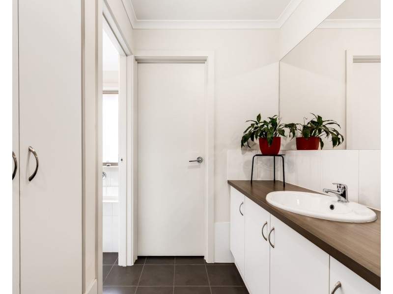 38 League Street, Seaford Meadows SA 5169