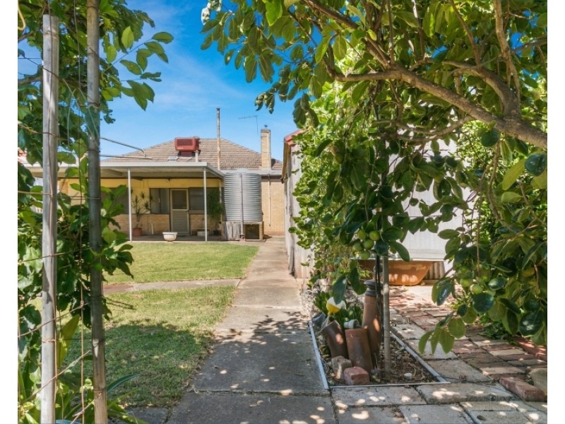 106 Kingston Ave, Melrose Park SA 5039