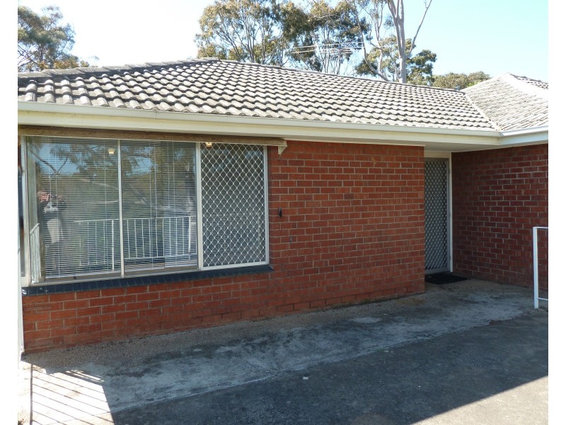 10 Sturtbrae Crescent, Bellevue Heights SA 5050