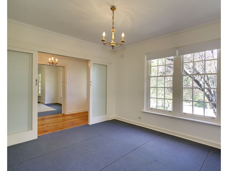 19 Currawong Ave, Glenalta SA 5052