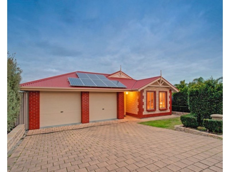 11 Verdant Parade, Woodcroft SA 5162