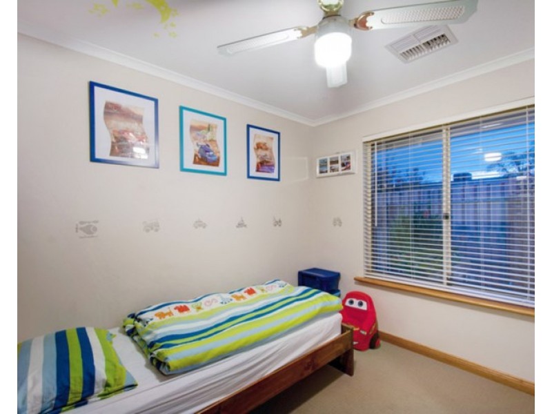 11 Verdant Parade, Woodcroft SA 5162