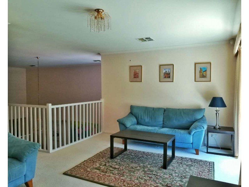 12 Carrondown Walk, Brompton SA 5007